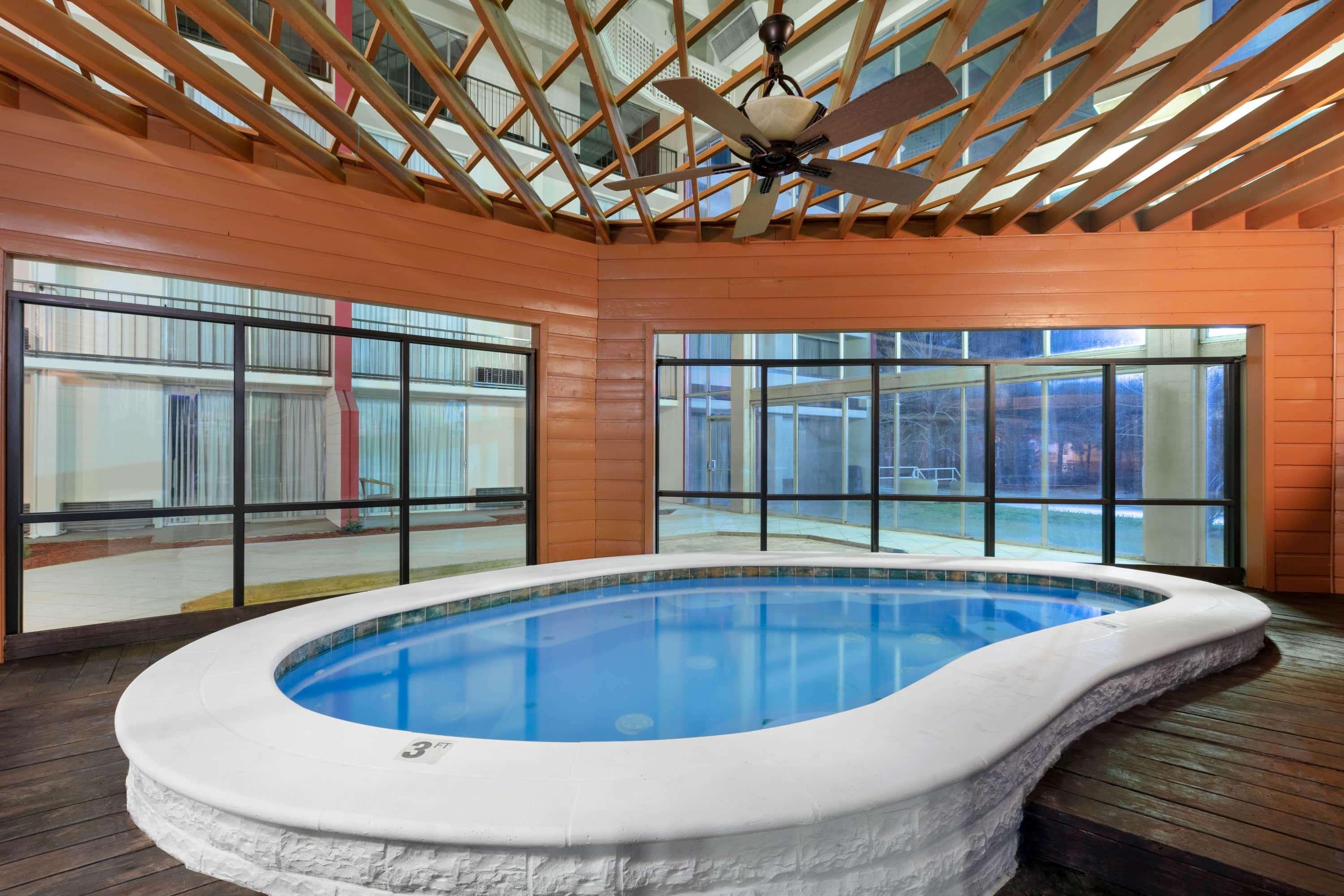 Travelodge By Wyndham Texarkana Ar Екстериор снимка