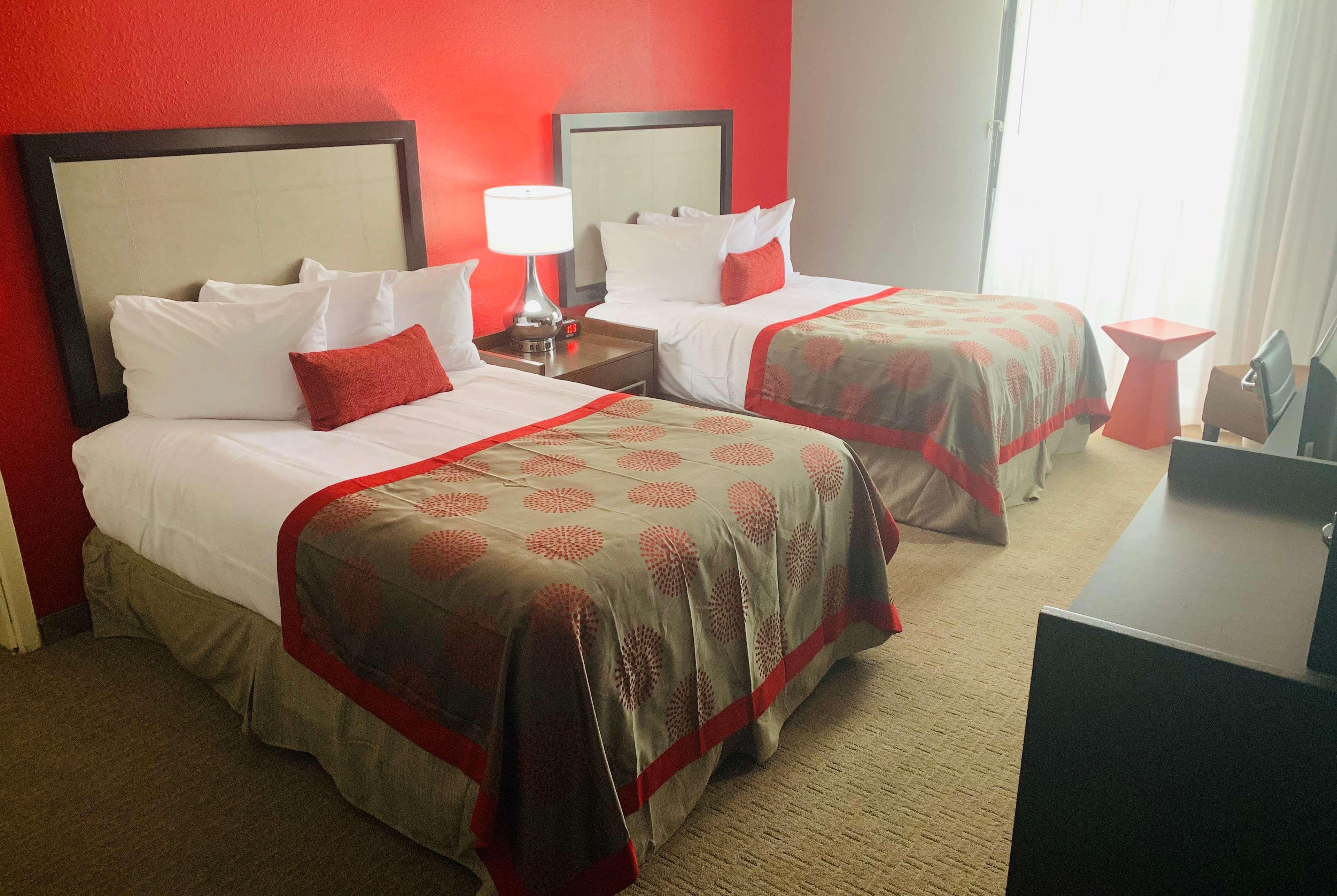Travelodge By Wyndham Texarkana Ar Екстериор снимка
