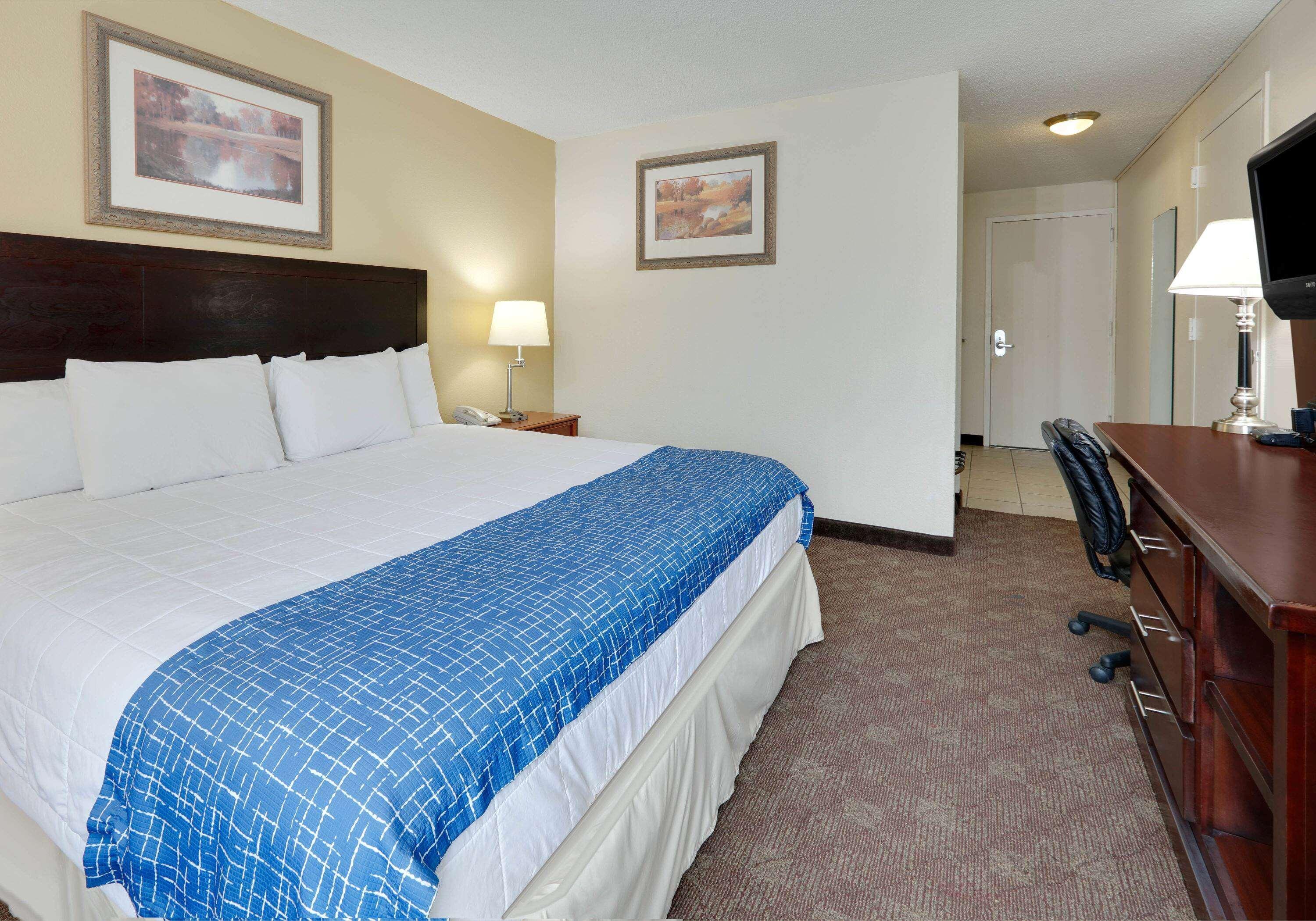 Travelodge By Wyndham Texarkana Ar Екстериор снимка