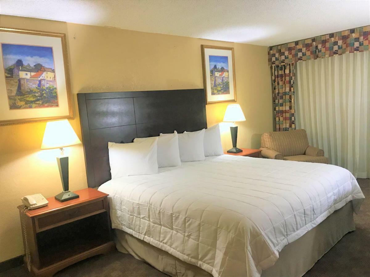 Travelodge By Wyndham Texarkana Ar Екстериор снимка